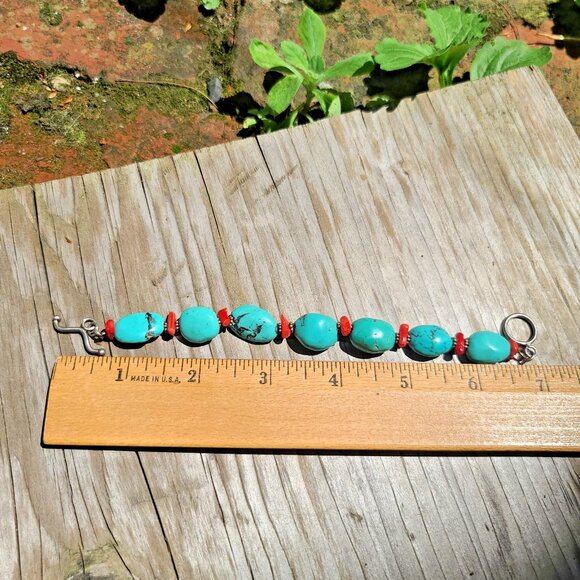 Natural Blue Turquoise & Red Coral Bead Bracelet w/ Silver Toggle Hook Clasp 7" - Picture 2 of 6